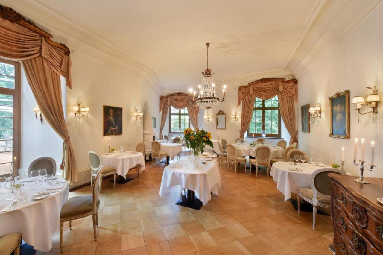 Hotel Im Schlosspark Binningen Exteriör bild